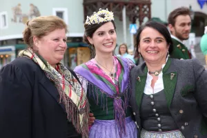 Prinzessin Lisa Streuβnig Narzissenfest 2017