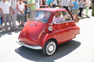 Oldtimers. BMW Isetta 250