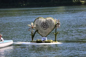 Narzissenfest 2017. Korso auf dem Grundlsee